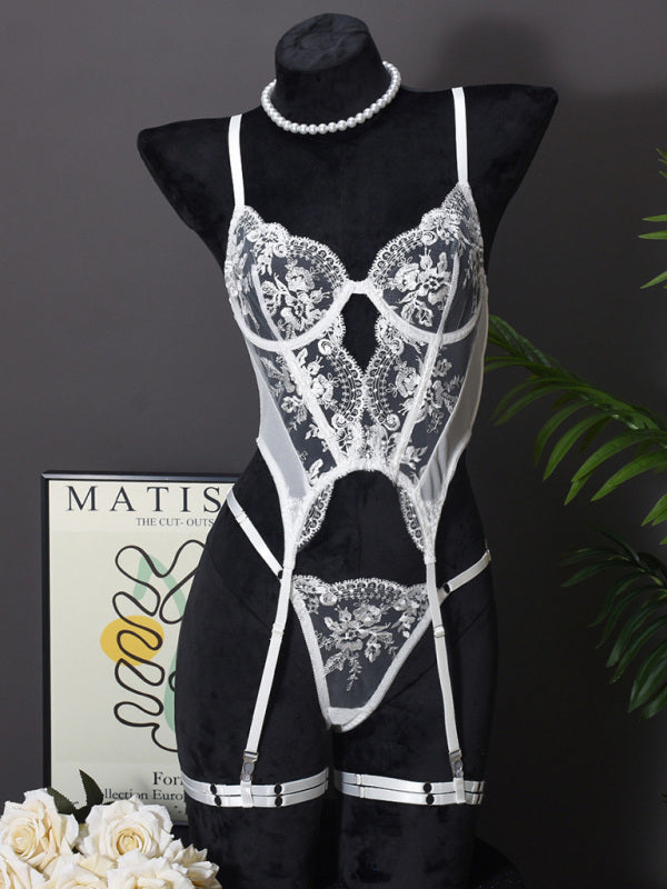 Fierce Femininity – Embroidered Lingerie with Fishbone Corset